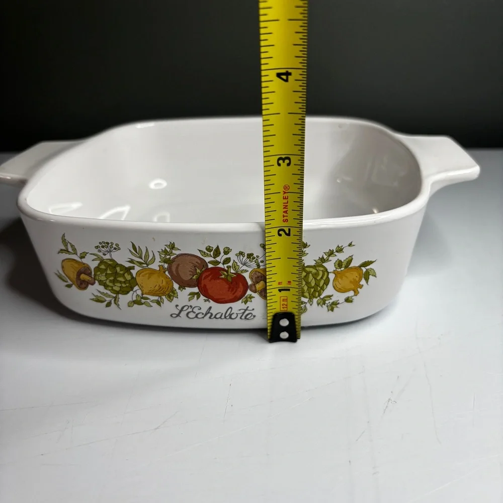 Corningware Spice of Life - L’Echalote - 1 Qt Dish with Lid